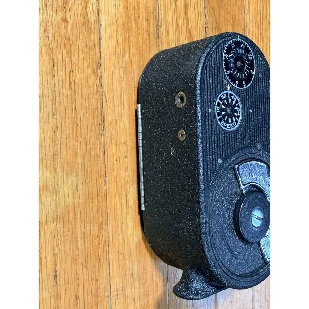 Vintage Bell & Howell Filmo Sportster Double Run Eight 8mm Movie Camera Leather